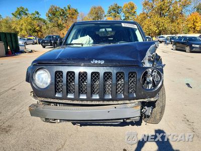 Piąte zdjęcie samochodu w środku: 2011 JEEP PATRIOT SPORT VIN:1J4NF1GB1BD101071 - miniatura