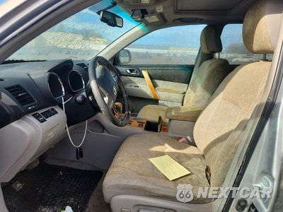 Zdjęcie 7 z 13 samochodu: 2008 TOYOTA HIGHLANDER HYBRID LIMITED VIN:JTEEW44A982023853 - miniatura