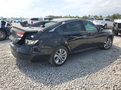 Trzecie zdjęcie samochodu z tyłu: 2018 HONDA ACCORD LX VIN:1HGCV1F14JA245983 - miniatura