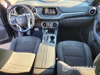Zdjęcie 8 z 13 samochodu: 2020 CHEVROLET BLAZER 2LT VIN:3GNKBHRS7LS557949 - miniatura