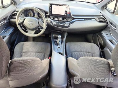 Zdjęcie 8 z 13 samochodu: 2019 TOYOTA C-HR LE VIN:JTNKHMBX3K1060964 - miniatura