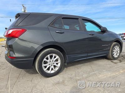 Trzecie zdjęcie samochodu z tyłu: 2020 CHEVROLET EQUINOX LS VIN:3GNAXHEV0LS613341 - miniatura