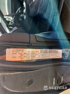 Zdjęcie 12 z 12 samochodu: 2018 JEEP GRAND CHEROKEE LAREDO VIN:1C4RJFAG9JC180498 - miniatura