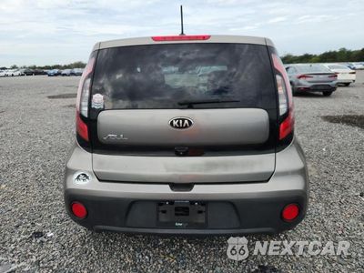 Zdjęcie 6 z 13 samochodu: 2018 KIA SOUL BASE VIN:KNDJN2A25J7576189 - miniatura