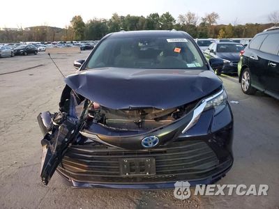 Piąte zdjęcie samochodu w środku: 2025 TOYOTA SIENNA LE VIN:5TDBSKFC2SS175057 - miniatura