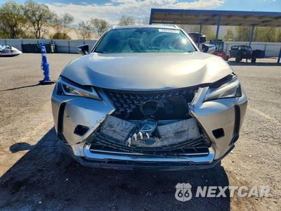 Piąte zdjęcie samochodu w środku: 2019 LEXUS UX 200 VIN:JTHY3JBH6K2008175 - miniatura