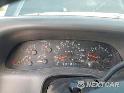 Zdjęcie 9 z 12 samochodu: 2000 FORD F250 SUPER DUTY VIN:1FTNW21S9YEC54241 - miniatura