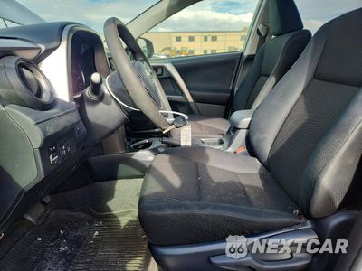 Zdjęcie 7 z 14 samochodu: 2018 TOYOTA RAV4 LE VIN:JTMBFREV2JJ257737 - miniatura