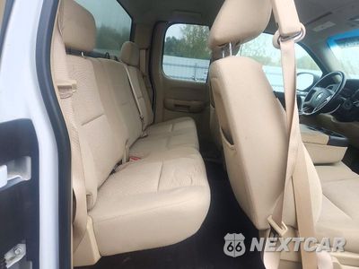 Zdjęcie 10 z 12 samochodu: 2011 CHEVROLET SILVERADO K1500 LT VIN:1GCRKSE34BZ272260 - miniatura
