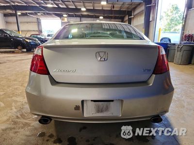 Zdjęcie 6 z 12 samochodu: 2010 HONDA ACCORD EXL VIN:1HGCS2B83AA008869 - miniatura