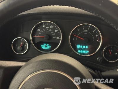 Zdjęcie 8 z 10 samochodu: 2016 JEEP WRANGLER SPORT VIN:1C4AJWAG7GL339735 - miniatura