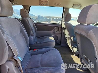 Zdjęcie 11 z 13 samochodu: 2005 TOYOTA SIENNA LE 7 PASSENGER VIN:5TDZA23C35S358140 - miniatura