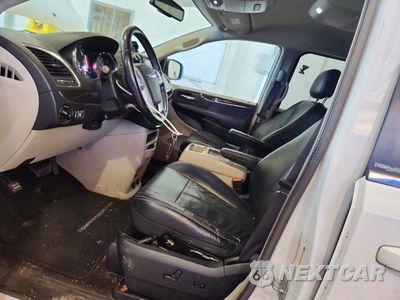 Zdjęcie 7 z 13 samochodu: 2014 CHRYSLER TOWN & COUNTRY TOURING VIN:2C4RC1BGXER295040 - miniatura