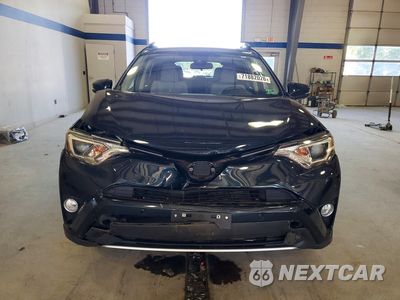 Piąte zdjęcie samochodu w środku: 2018 TOYOTA RAV4 XLE VIN:JTMRFREV9JJ235930 - miniatura