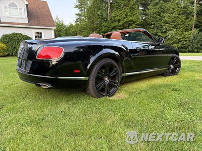 Czwarte zdjęcie samochodu z boku: 2013 BENTLEY CONTINENTAL GTC V8 VIN:SCBGT3ZAXDC085293 - miniatura