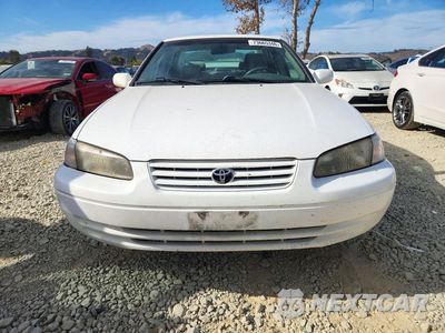 Piąte zdjęcie samochodu w środku: 1999 TOYOTA CAMRY LE VIN:JT2BG22K0X0365313 - miniatura