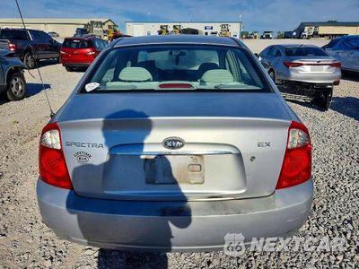 Zdjęcie 6 z 12 samochodu: 2006 KIA SPECTRA EX VIN:KNAFE121065208671 - miniatura