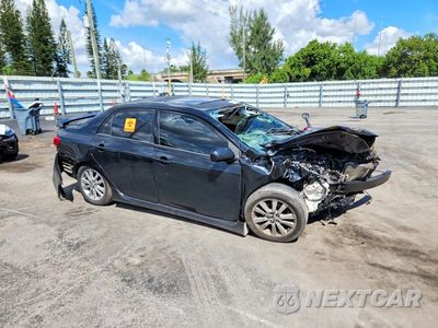 Czwarte zdjęcie samochodu z boku: 2010 TOYOTA COROLLA S VIN:2T1BU4EE4AC432087 - miniatura