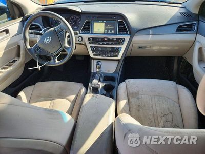 Zdjęcie 8 z 12 samochodu: 2016 HYUNDAI SONATA PLUG-IN HYBRID VIN:KMHE14L2XGA022210 - miniatura