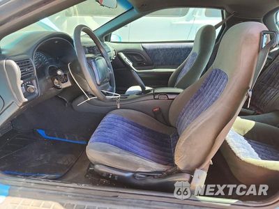 Zdjęcie 7 z 12 samochodu: 2002 CHEVROLET CAMARO VIN:2G1FP22K522147019 - miniatura