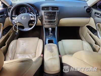 Zdjęcie 8 z 12 samochodu: 2012 LEXUS IS 250 BASE VIN:JTHBF5C26C5174064 - miniatura