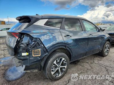 Trzecie zdjęcie samochodu z tyłu: 2024 KIA SPORTAGE EX VIN:KNDPVCDGXR7133832 - miniatura