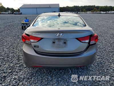 Zdjęcie 6 z 12 samochodu: 2013 HYUNDAI ELANTRA GLS VIN:5NPDH4AE3DH356902 - miniatura