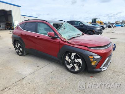 Czwarte zdjęcie samochodu z boku: 2025 HYUNDAI KONA LIMITED VIN:KM8HE3A36SU201696 - miniatura