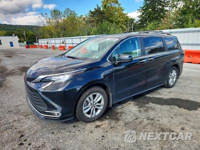 2023 TOYOTA SIENNA XLE 5TDJSKFC2PS103343 - główne zdjęcie licytacji z USA - miniatura