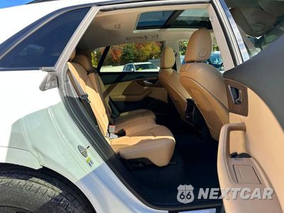 Piąte zdjęcie samochodu w środku: 2019 AUDI Q8 PREMIUM PLUS VIN:WA1BVAF10KD009951 - miniatura