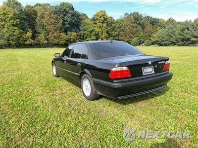 Trzecie zdjęcie samochodu z tyłu: 2001 BMW 740 IL VIN:WBAGH83401DP18434 - miniatura