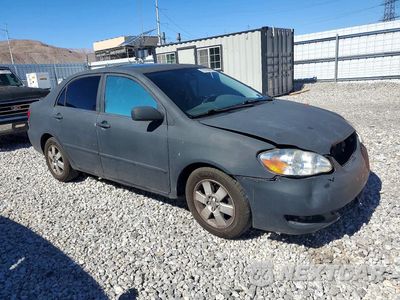 Czwarte zdjęcie samochodu z boku: 2005 TOYOTA COROLLA LE VIN:1NXBR32E95Z559809 - miniatura