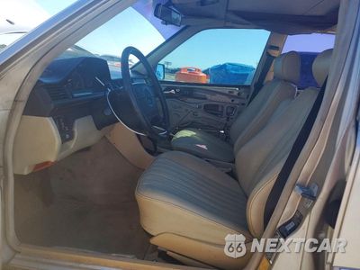 Zdjęcie 7 z 12 samochodu: 1992 MERCEDES-BENZ 300 D VIN:WDBEB28D8NB813907 - miniatura