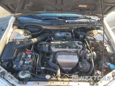 Zdjęcie 11 z 12 samochodu: 2000 HONDA ACCORD SE VIN:1HGCG6697YA094774 - miniatura