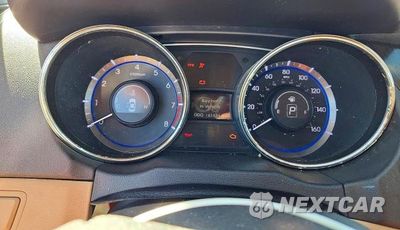 Zdjęcie 9 z 12 samochodu: 2011 HYUNDAI SONATA LIMITED VIN:5NPEC4AC8BH137139 - miniatura