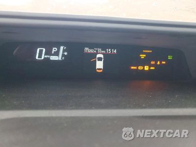 Zdjęcie 9 z 12 samochodu: 2016 TOYOTA PRIUS C TWO VIN:JTDKDTB33G1121616 - miniatura