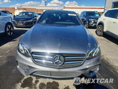 Piąte zdjęcie samochodu w środku: 2018 MERCEDES-BENZ E 300 VIN:WDDZF4JB1JA466891 - miniatura