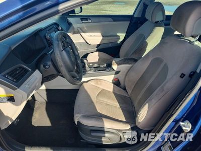 Zdjęcie 7 z 13 samochodu: 2017 HYUNDAI SONATA SE VIN:5NPE24AF0HH520420 - miniatura