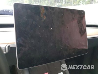 Zdjęcie 9 z 12 samochodu: 2025 TESLA MODEL Y VIN:7SAYGDEE2SF236358 - miniatura