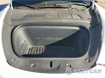 Zdjęcie 11 z 12 samochodu: 2022 TESLA MODEL Y VIN:7SAYGAEE7NF433478 - miniatura