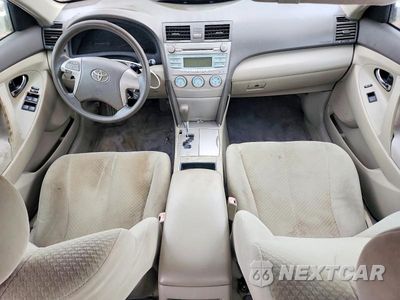 Zdjęcie 8 z 12 samochodu: 2009 TOYOTA CAMRY BASE VIN:4T1BE46K49U808329 - miniatura