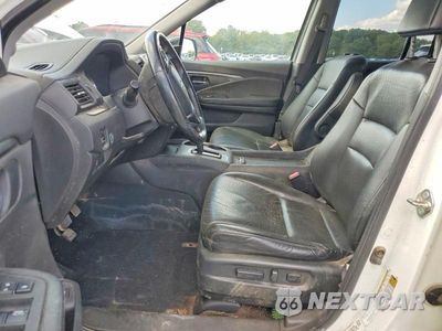 Zdjęcie 7 z 12 samochodu: 2017 HONDA RIDGELINE RTL VIN:5FPYK3F59HB022374 - miniatura