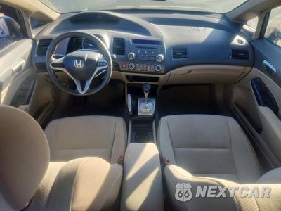Zdjęcie 8 z 12 samochodu: 2009 HONDA CIVIC LX VIN:2HGFA16559H537876 - miniatura