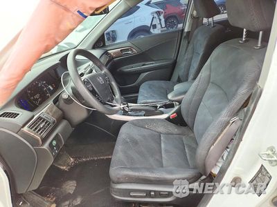 Zdjęcie 7 z 12 samochodu: 2017 HONDA ACCORD HYBRID VIN:JHMCR6F34HC004407 - miniatura