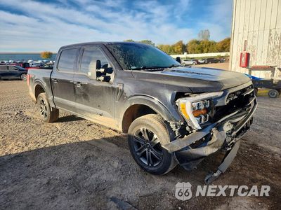 Czwarte zdjęcie samochodu z boku: 2022 FORD F150 SUPERCREW VIN:1FTFW1E59NKE37798 - miniatura