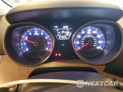 Zdjęcie 9 z 12 samochodu: 2015 HYUNDAI ELANTRA SE VIN:5NPDH4AE0FH634691 - miniatura