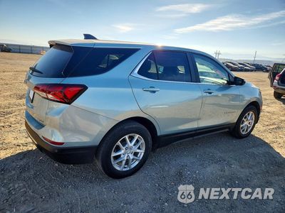 Trzecie zdjęcie samochodu z tyłu: 2022 CHEVROLET EQUINOX LT VIN:2GNAXUEV7N6136448 - miniatura
