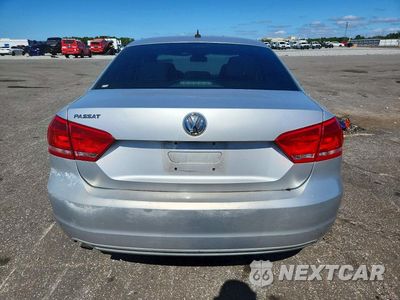 Zdjęcie 6 z 12 samochodu: 2012 VOLKSWAGEN PASSAT S VIN:1VWAP7A38CC063722 - miniatura