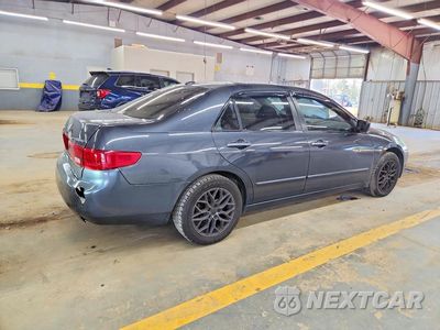 Trzecie zdjęcie samochodu z tyłu: 2005 HONDA ACCORD EX VIN:1HGCM56845A036109 - miniatura