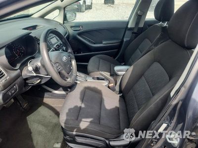 Zdjęcie 7 z 12 samochodu: 2016 KIA FORTE LX VIN:KNAFK4A67G5584776 - miniatura